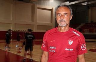 Futsal A Milli Takımı Yalova’da kampa girdi