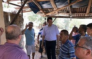 Kaş Belediyesi evi yanan aileye yardım eli uzattı