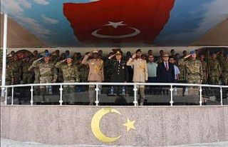 Komando eğitimini tamamlayan 2’nci dönem Somalili...