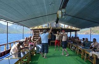 Korkuteli Esnaf Odasından esnaflara özel tekne turu