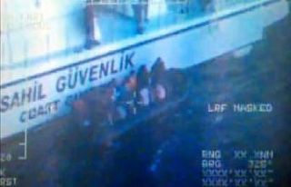 Kuşadası’nda 33 kaçak göçmen yakalandı