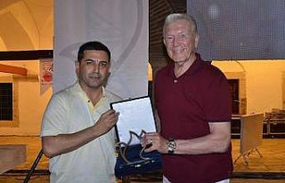 Kuşadası’nda Uğur Dündar belgeselinin galası...