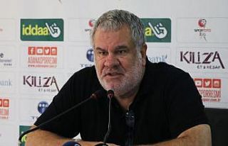 Levent Eriş: "Ayakları yere sağlam basan takım...