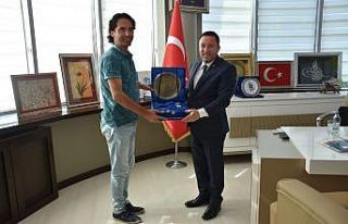 Makedonya’dan Başkan Beyoğlu’na anlamlı ziyaret