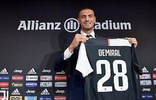 Merih Demiral: "Juventus’un ilk Türk futbolcusu...