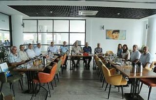 Mersin’deki zabıta müdürleri Mezitli’de bir...