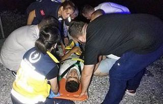 Motosikletle gece yarısı şarampole yuvarlanıp...