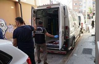 Oksijen tüpünün hortumu patladı işçi ağır...