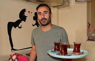 (Özel haber) Vanlı atlet bir yandan kafede çalışıyor,...