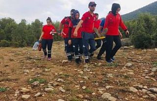 Rus paraşütçüyü 112 ve UMKE ekipleri kurtardı