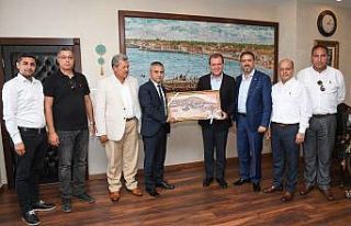 Seçer: “Çeşmeli-Taşucu otoban yatırımı için...