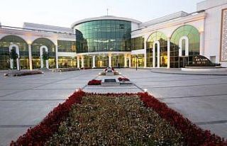 Serdivan Belediyesi hayırseverlerle ihtiyaç sahiplerini...