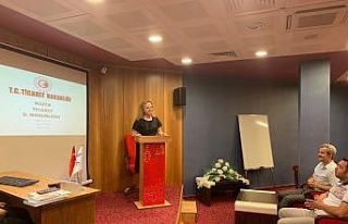 SGK personeline bilinçli tüketici eğitimi verildi