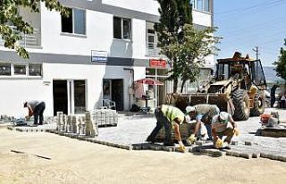 Tepebaşı Belediyesinden cami bahçelerini güzelleştirme...