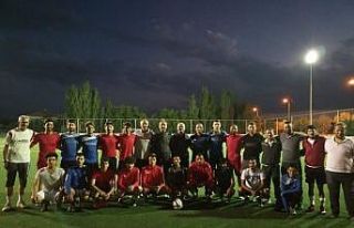 Tomarza Belediyespor sahaya indi