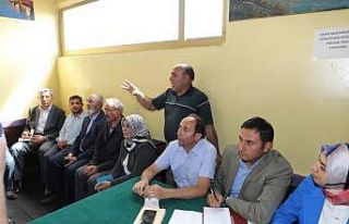 Vali Öksüz, 30 Ekim Mahallesi sakinleriyle buluştu