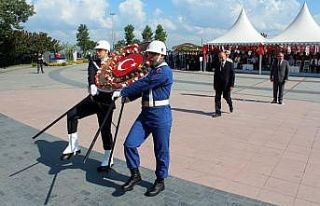 Yalova’da Zafer Bayramı coşkuyla kutlandı