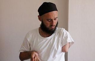 Yardım değil, iş istiyor