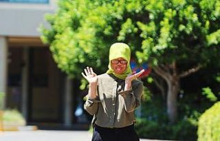 Yüz nakli heyecanı saran Leyla öğretmen olmak...