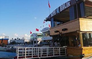 Yüzen restoranlara mahkemeden izin çıktı