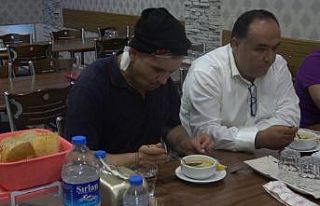 12 yılın ardından çatal kaşık tutmanın mutluluğunu...