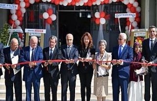 22 hayırsever tarafından yaptırılan okul eğitime...