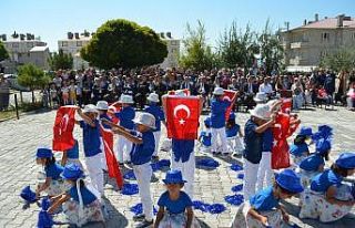 Adilcevaz’da İlköğretim Haftası kutlandı