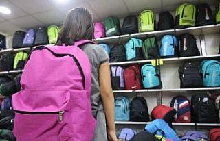 Ağır okul çantaları ağrıya yol açıyor