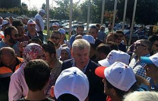 AK Parti Grup Başkanvekili Akbaşoğlu, İBB önündeki...