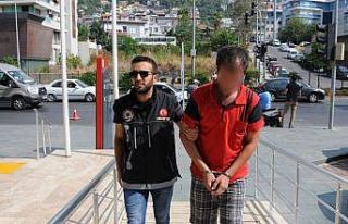 Alanya’da şüpheli araçtan uyuşturucu çıktı