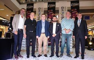 Alışveriş yaptı, araba kazandı