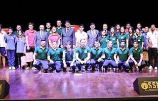 Alleben’in gurur gecesi