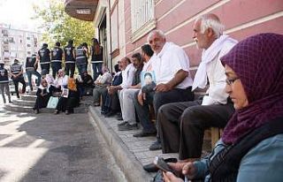 Annelerin HDP önündeki oturma eylemi 10’uncu gününde