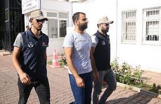 Antalya merkezli FETÖ operasyonu: 13 gözaltı