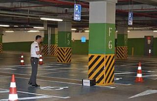 AVM’de bomba tatbikatı nefes kesti