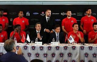 Bahçeşehir Koleji yeni transferlerini basına tanıttı