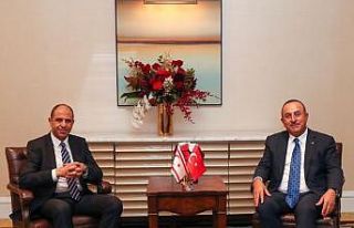 Bakan Çavuşoğlu, KKTC’li mevkidaşı Özersay...