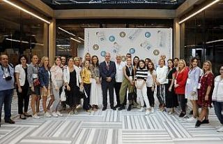 Balparmak, yeni ürününü Balparmak Propolis’i...