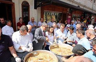 Bartın Belediyesi’nden aşure ikramı
