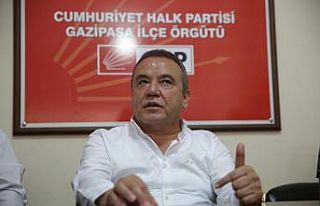 Başkan Böcek’ten 19 ilçede kreş sözü