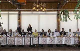 Başkan Büyükkılıç’ın eşi Dr. Necmiye Büyükkılıç,...