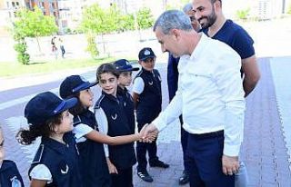 Başkan Çınar, gönüllü zabıta ekibiyle denetime...