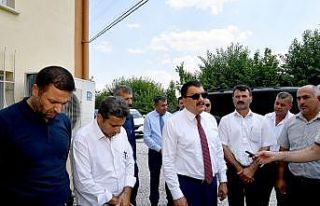 Başkan Gürkan asfalt çalışmalarını yerinde...