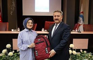 Başkan Palancıoğlu:”Öğrencilerimiz emeklerimizi...