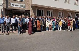 Batman’dan, Diyarbakır’da evlat nöbeti tutan...