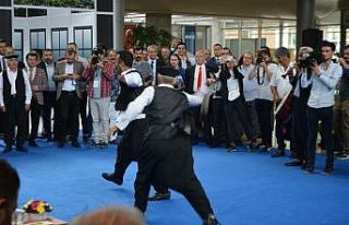 Birbirlerine urganlarla vurdular, herkes bakakaldı