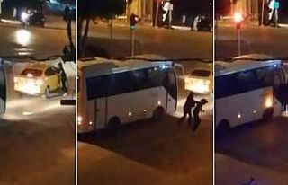 Bolu’da, taksisinin aynasını kıran kadını tekme...