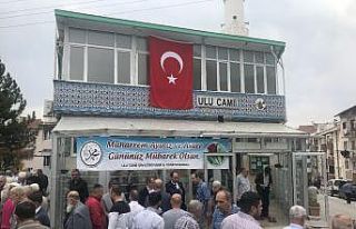 Bozüyük Ulu Cami’de aşure ikramı