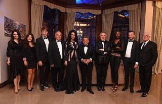 Bursa Fashion Week’ten renkli ‘merhaba’