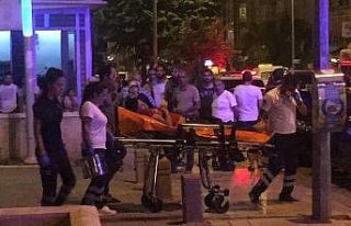 Denizli’de parkta bıçaklı kavga: 1 yaralı